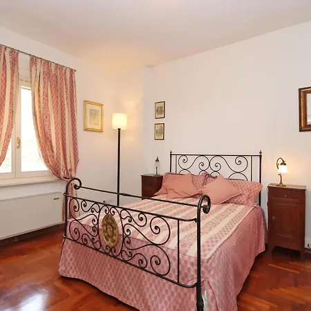 Appartamento Elisa By Interhome Castellina in Chianti